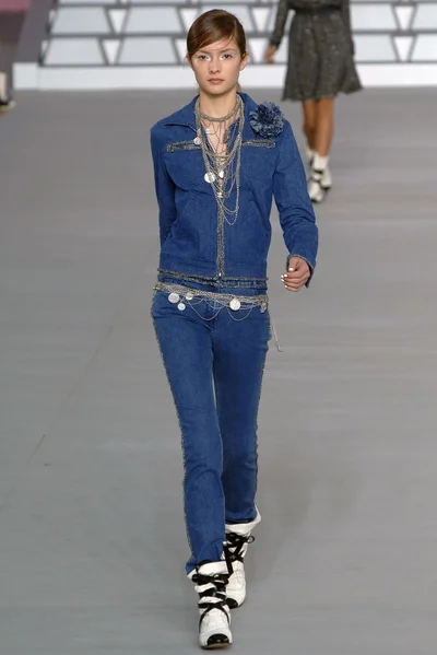 Look 2